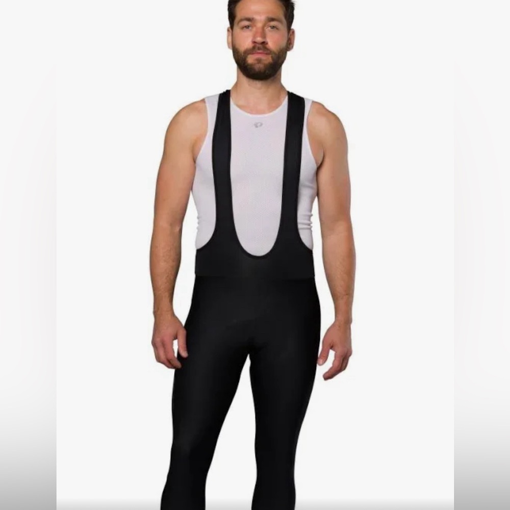 Pearl Izumi Men’s Attack 3/4 Bibs size small, black, padded. Great condition.